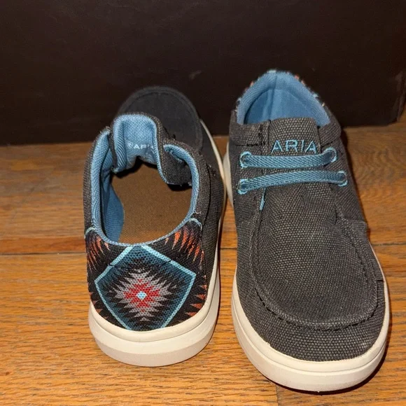Ariat Kids' Charcoal Canvas Sneakers with Light Blue Details - Picture 5 of 5